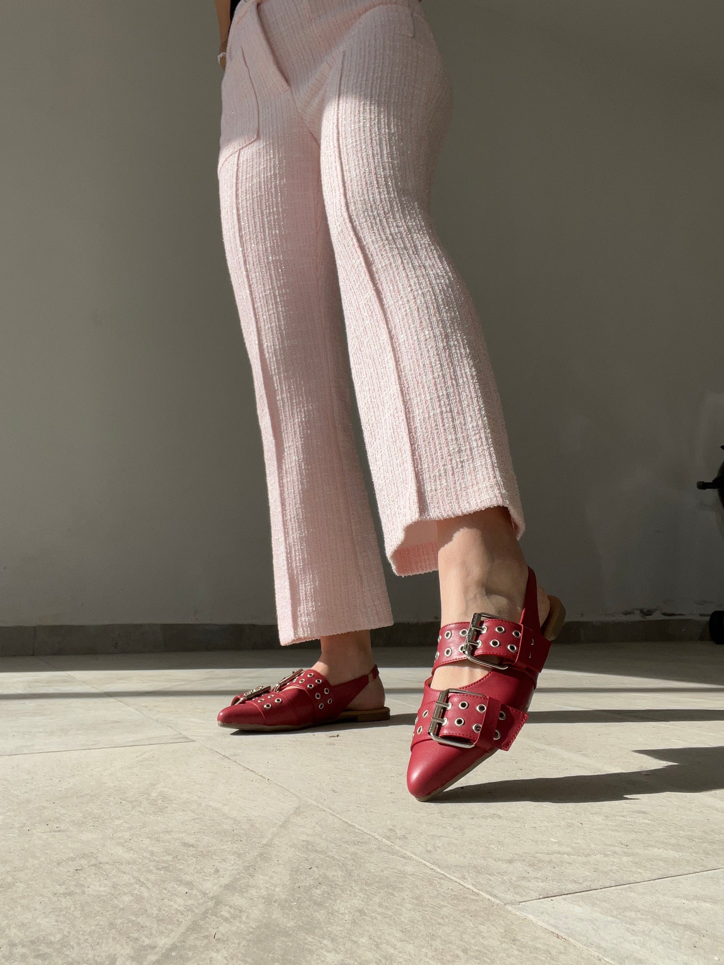 Ballerina rojo con broches