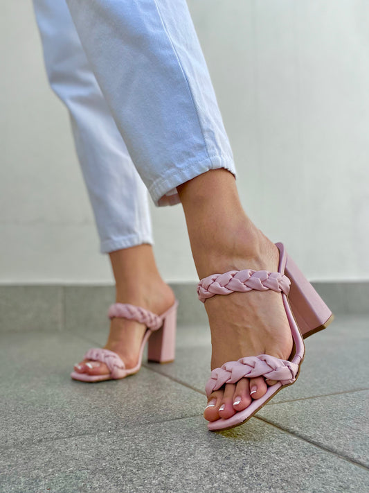 Sandalia rosa trenzado
